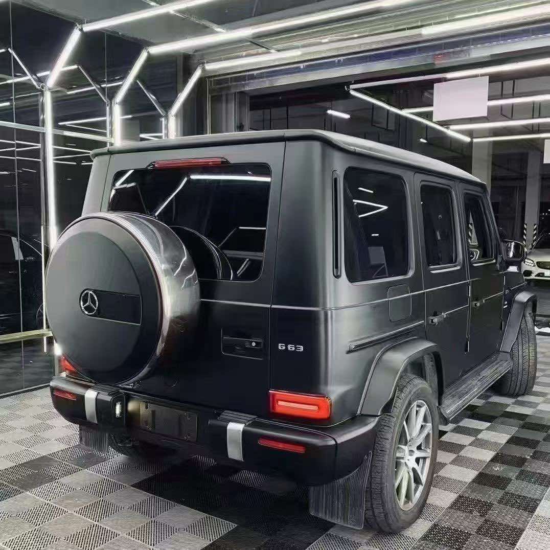 Ceramic Blue Alfa - Sports car with blue effects